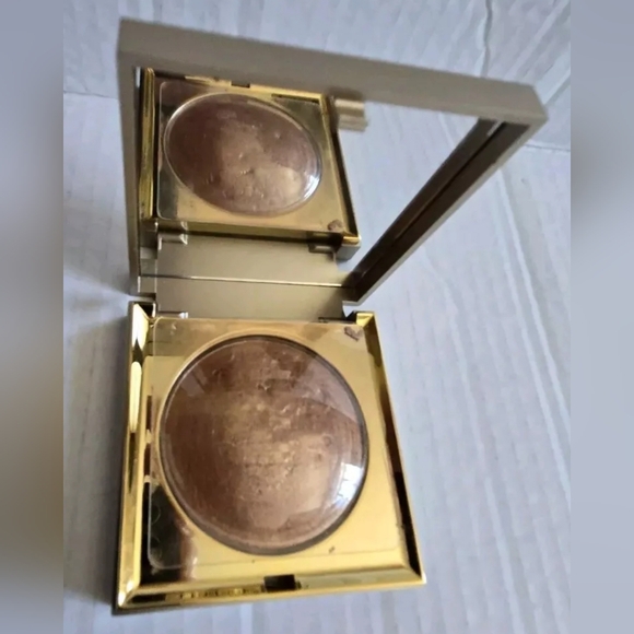 Stila Heaven's Hue Highlighter Enlumineur Heaven's Hue Bronze 0.35 oz/10 g - Picture 3 of 7